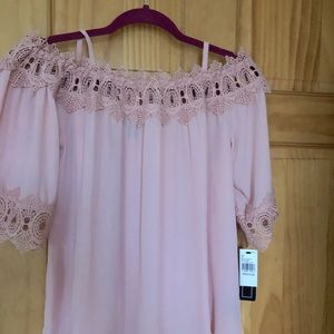 NWT, Pink boho top with lace around neck, sleeves, adjustable straps, crop top